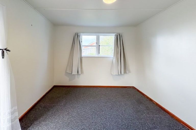 Photo of property in 64 Harper Street, Gonville, Whanganui, 4501