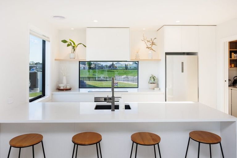 Photo of property in 11 Mangatainoka Lane, Awapuni, Palmerston North, 4412