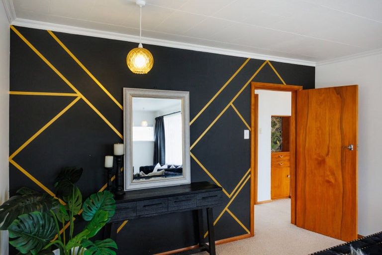 Photo of property in 7 Ruha Street, West End, Palmerston North, 4412