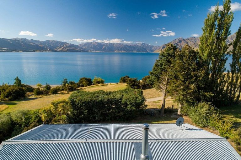 Photo of property in 246 Lakeview Terrace, Lake Hawea, 9382