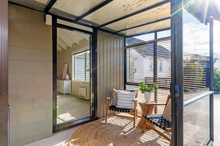 Photo of property in 42b Delaware Crescent, Russley, Christchurch, 8042