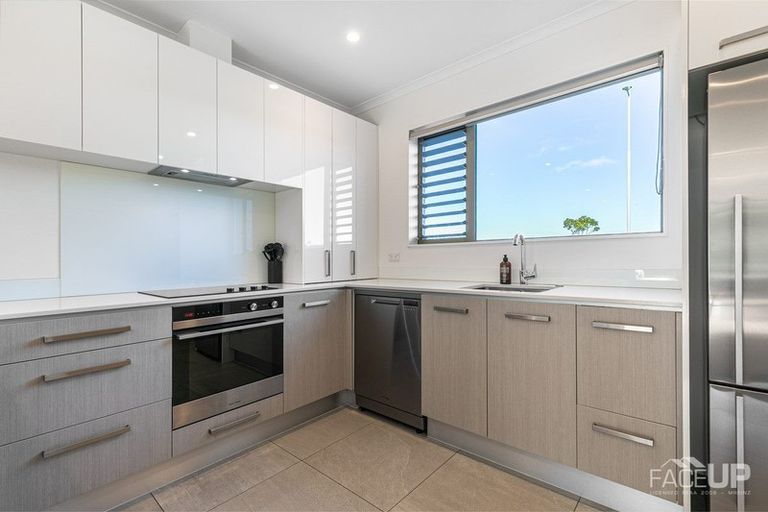 Photo of property in 8d Onekiritea Road, Hobsonville, Auckland, 0616