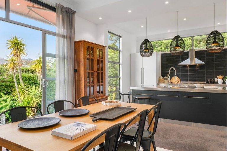 Photo of property in 1/5 Whareora Terrace, Cashmere, Christchurch, 8022