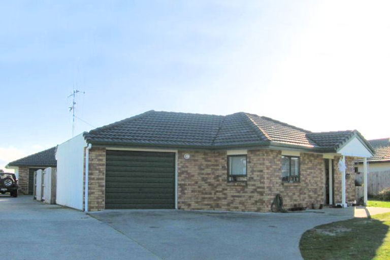 Photo of property in 20 Karia Grove, Papamoa Beach, Papamoa, 3118