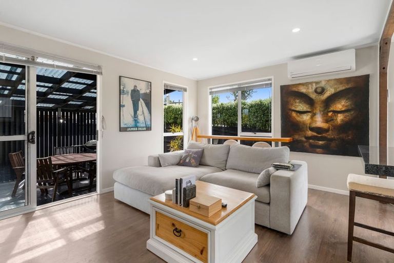 Photo of property in 49 Boundary Road, Opaheke, Papakura, 2113