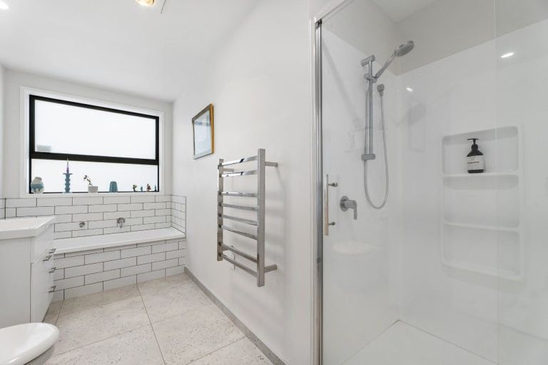 Photo of property in 43 Kotiate Street, Papamoa Beach, Papamoa, 3118