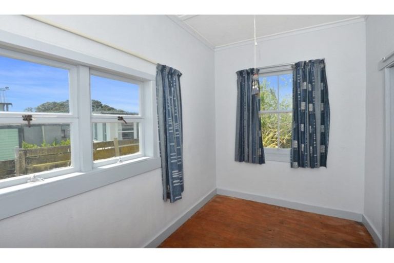 Photo of property in 78 Marsden Point Road, Ruakaka, 0116
