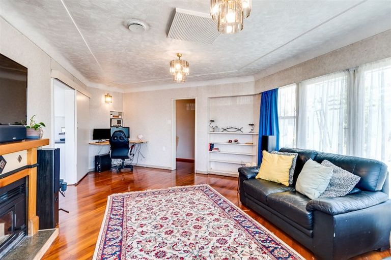 Photo of property in 60 Menin Road, Onekawa, Napier, 4110