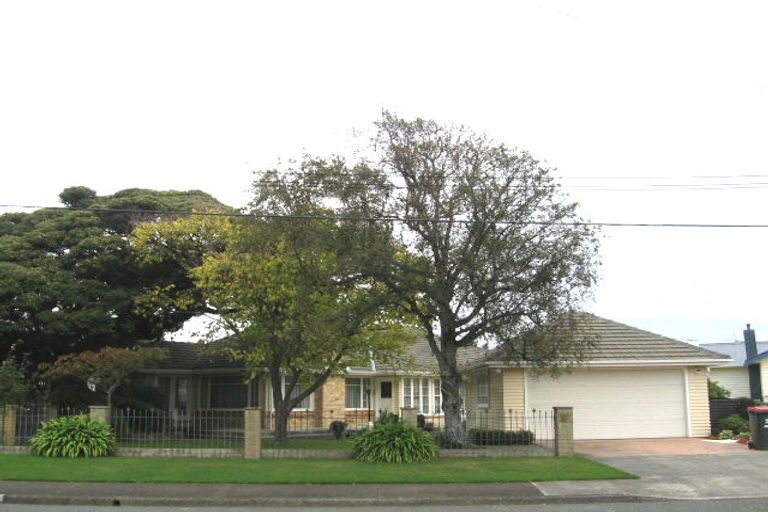 Photo of property in 9 Avalon Crescent, Avalon, Lower Hutt, 5011