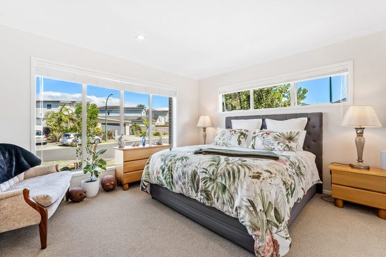 Photo of property in 2 Maylee Crescent, Gulf Harbour, Whangaparaoa, 0930