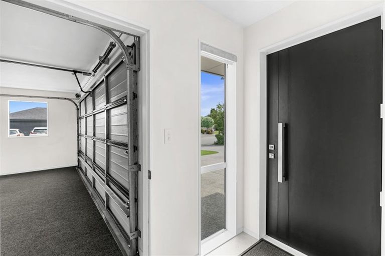 Photo of property in 10 Jefferson Close, Halswell, Christchurch, 8025