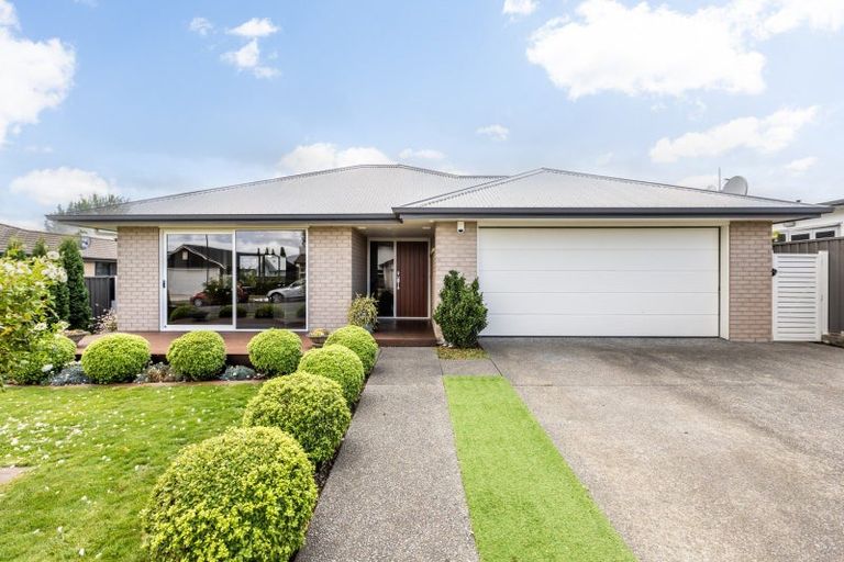 Photo of property in 23 Percy Berry Place, Havelock North, 4130