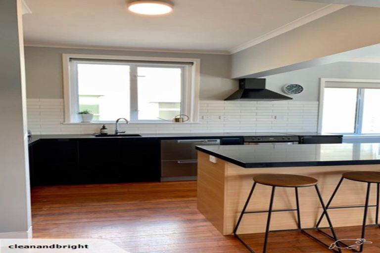 Photo of property in Samoa High Commission, 1/1 Wesley Road, Kelburn, Wellington, 6012