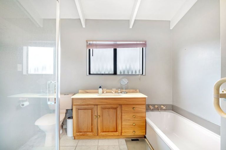 Photo of property in 7 Hill Court, Awapuni, Palmerston North, 4412