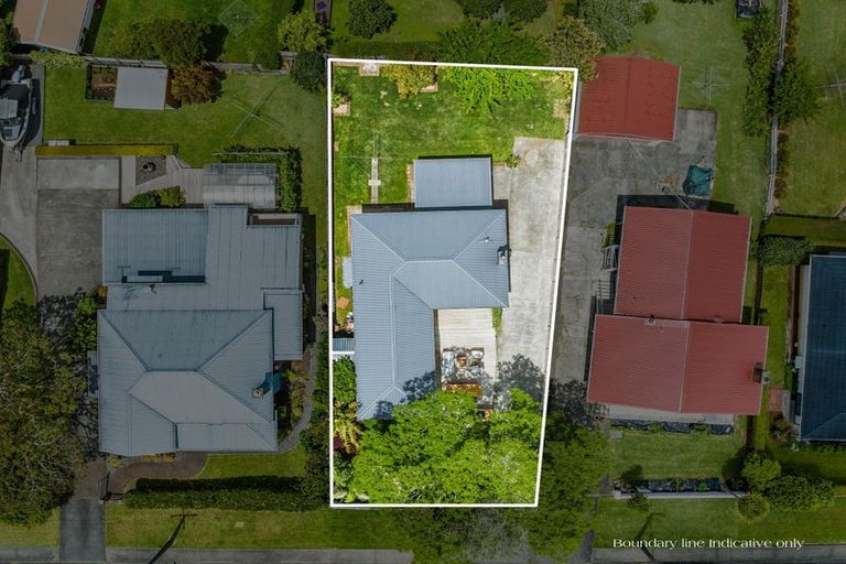 Photo of property in 2 Parahaki Street, Regent, Whangarei, 0112