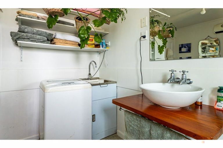 Photo of property in 32 Augustine Street, Waimate, 7924