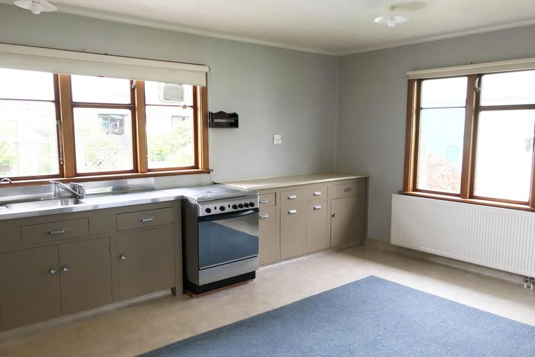 Photo of property in 31 Balmoral Street, Oamaru North, Oamaru, 9400