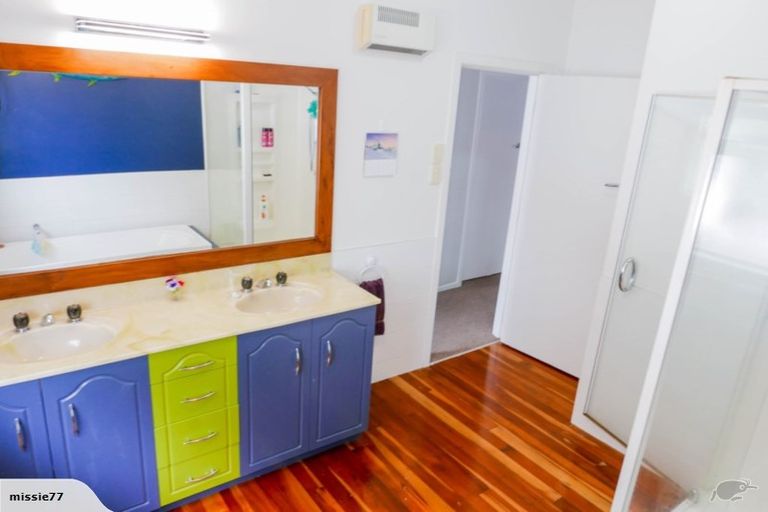 Photo of property in 27a Arthur Road, Hillpark, Auckland, 2102