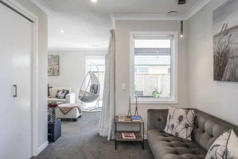 Photo of property in 3 Saint Vincent Way, Waikanae, 5036