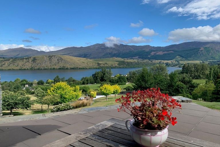Photo of property in 56 Hayes View Lane, Lake Hayes, Queenstown, 9371