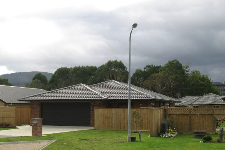 Photo of property in 28 Evergreen Crescent, Trentham, Upper Hutt, 5018