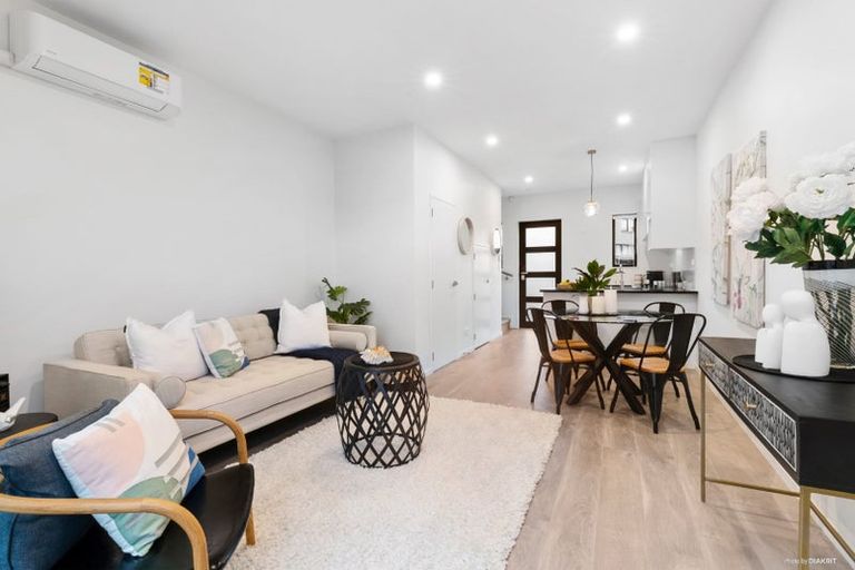 Photo of property in 8/36 Westgate Drive, Westgate, Auckland, 0614