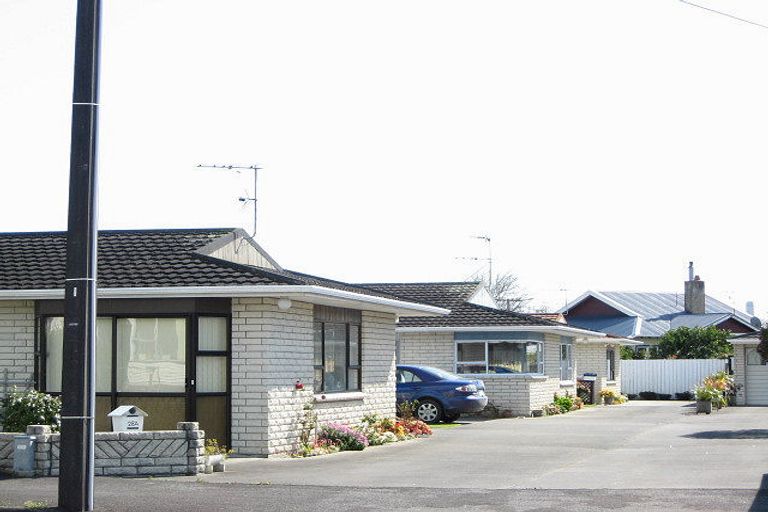 Photo of property in 28c Tukapa Street, Westown, New Plymouth, 4310