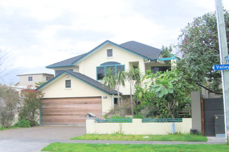 Photo of property in 174 Valley Road, Mount Maunganui, 3116