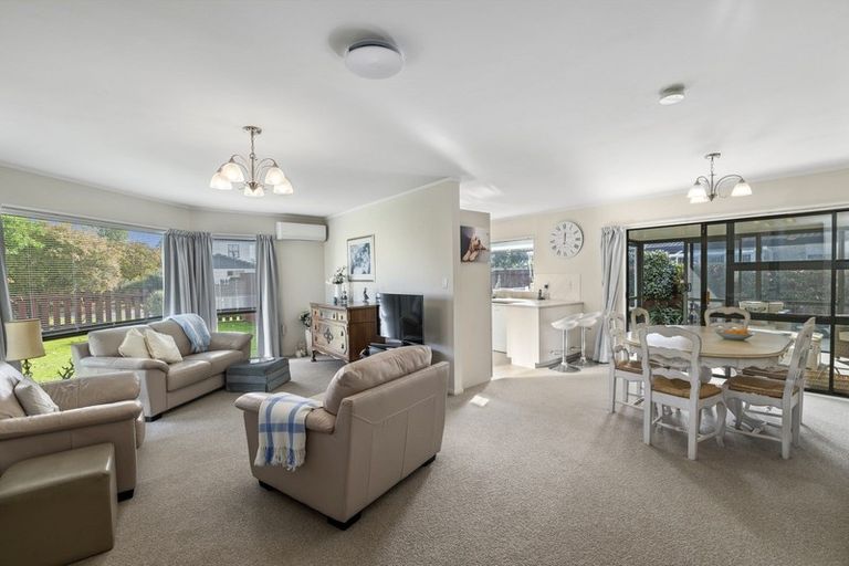 Photo of property in 36 Easton Way, Levin, 5510