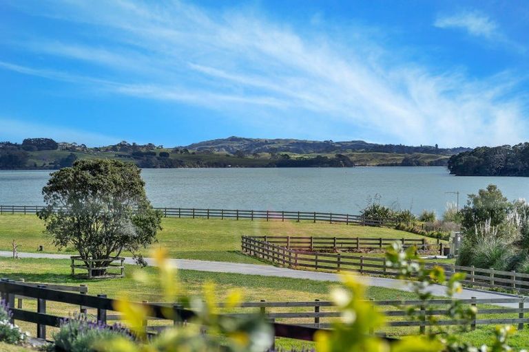 Photo of property in 15a Goble Road, Clarks Beach, Pukekohe, 2679