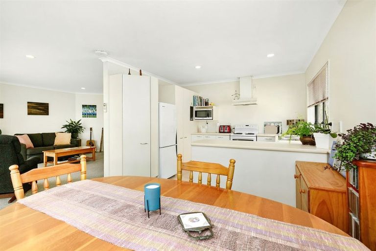Photo of property in Redwood Village, 45/42 Main Road, Tawa, Wellington, 5028