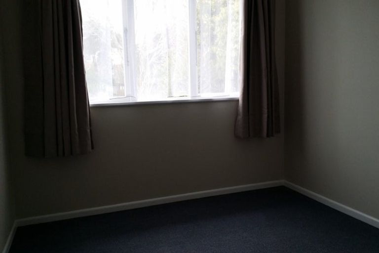 Photo of property in 83 Barrys Road, Glendene, Auckland, 0602