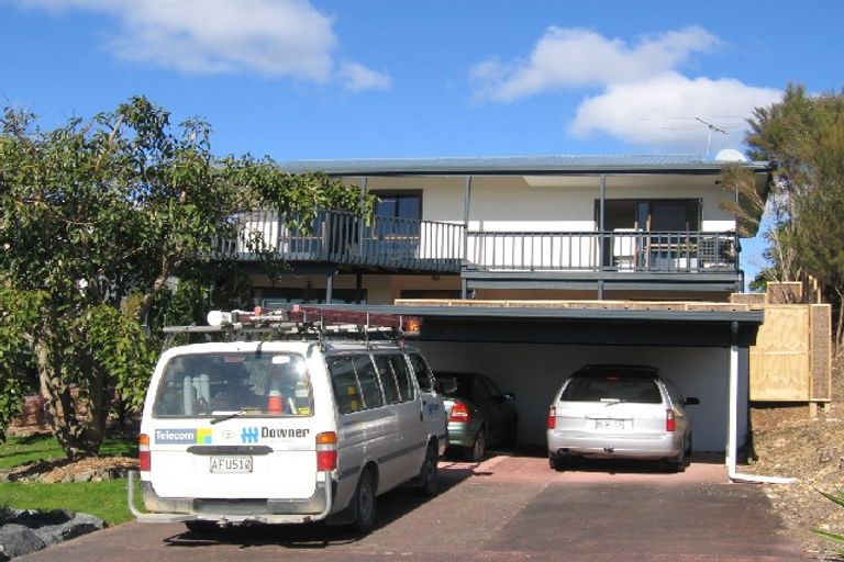 Photo of property in 90 Te Haumi Drive, Paihia, 0200