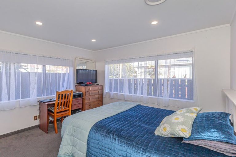 Photo of property in 26a Edinburgh Street, Levin, 5510