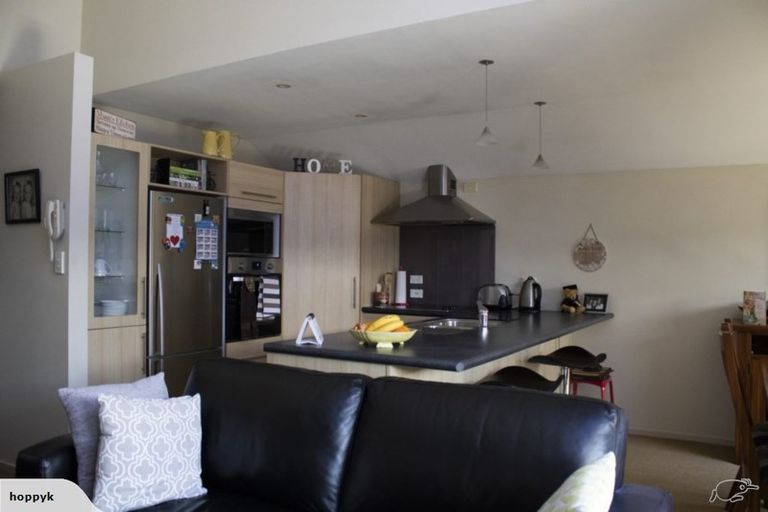 Photo of property in 2/48 May Street, Mount Maunganui, 3116