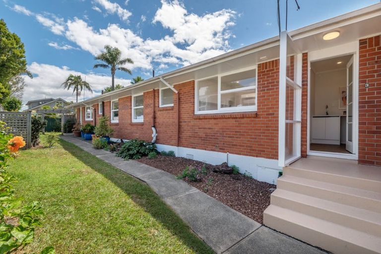 Photo of property in 3/5 Onepoto Road, Hauraki, Auckland, 0622