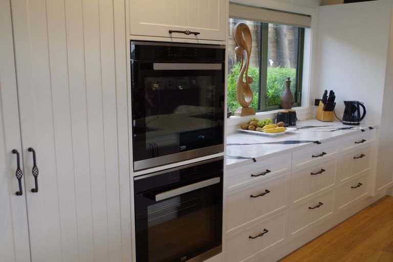 Photo of property in 121 Cashmere Drive, Fitzherbert, Palmerston North, 4410