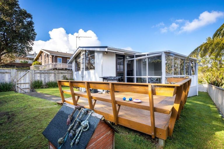 Photo of property in 21 Cumberland Street, Merrilands, New Plymouth, 4312
