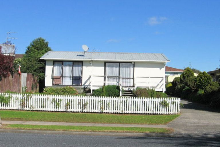 Photo of property in 77 Boundary Road, Clover Park, Auckland, 2019