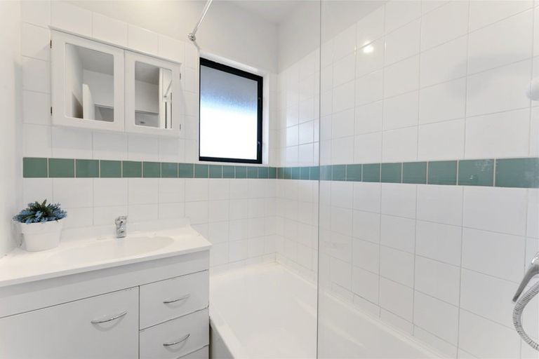 Photo of property in 19a Kaplan Avenue, Islington, Christchurch, 8042