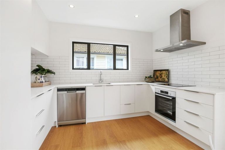 Photo of property in 152 Vagues Road, Northcote, Christchurch, 8052