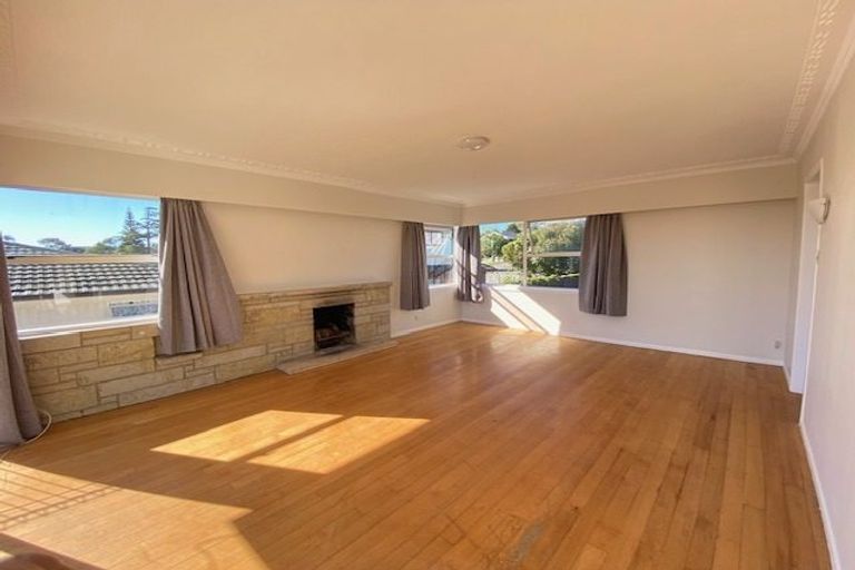 Photo of property in 50 Marriott Road, Pakuranga, Auckland, 2010