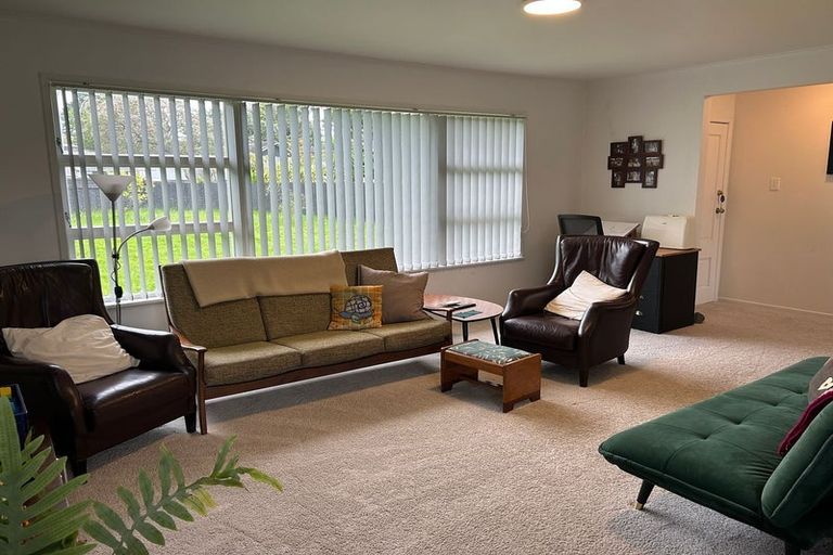 Photo of property in 7 Hobart Crescent, Wattle Downs, Auckland, 2103