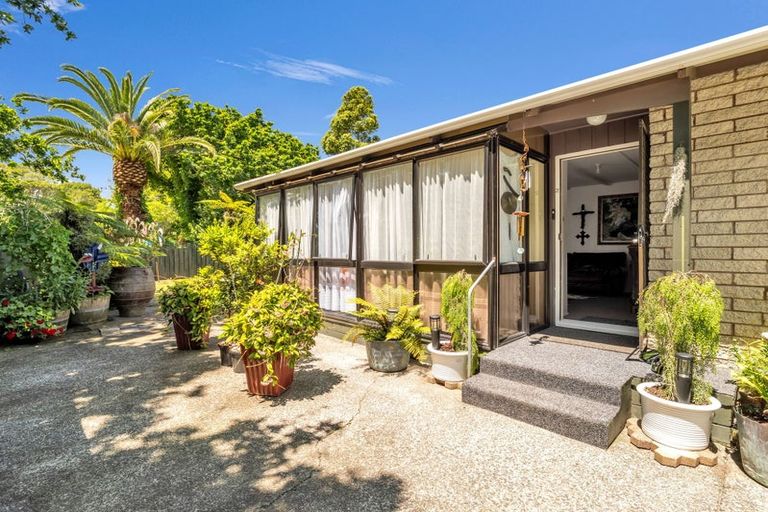 Photo of property in 146a Parkhurst Road, Parakai, 0830