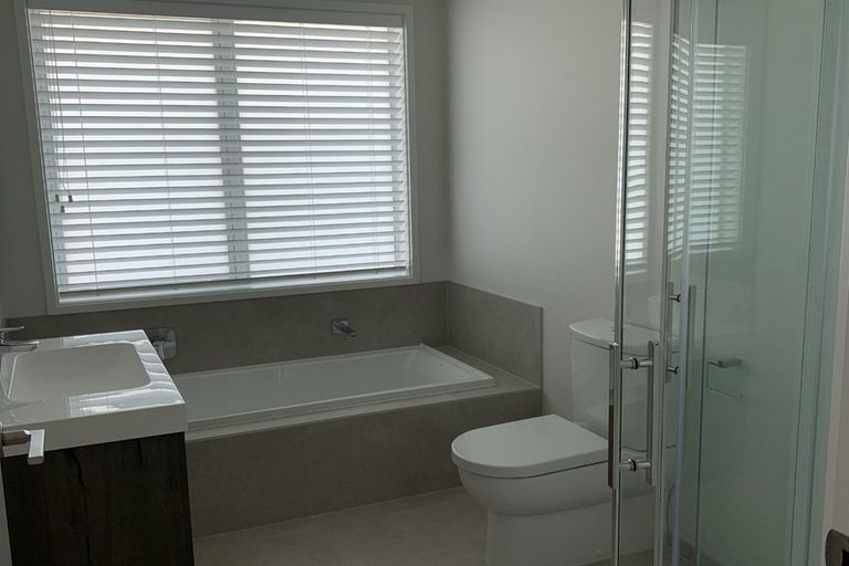 Photo of property in 51 Saint Pauls Drive, Brookfield, Tauranga, 3110