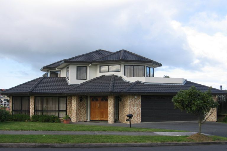 Photo of property in 82 Ransom Smyth Drive, Goodwood Heights, Auckland, 2105
