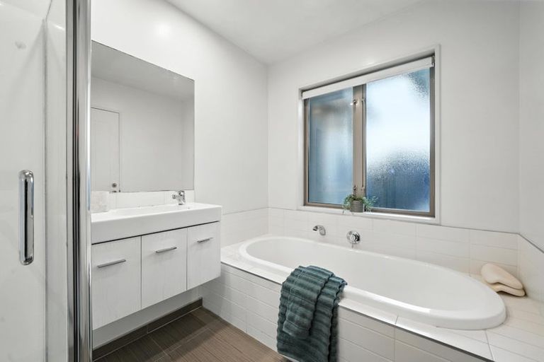 Photo of property in 183a Geraldine Street, Edgeware, Christchurch, 8013