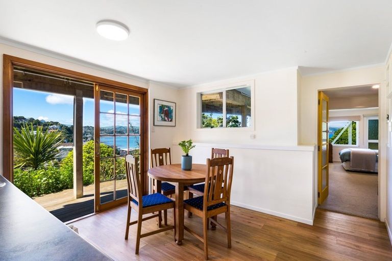 Photo of property in 6 Gordon Road, Plimmerton, Porirua, 5026