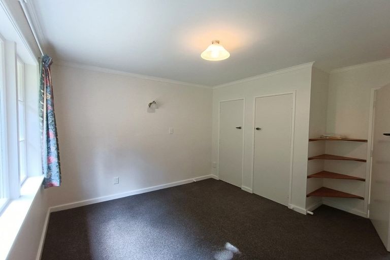 Photo of property in 139 Kamahi Street, Stokes Valley, Lower Hutt, 5019