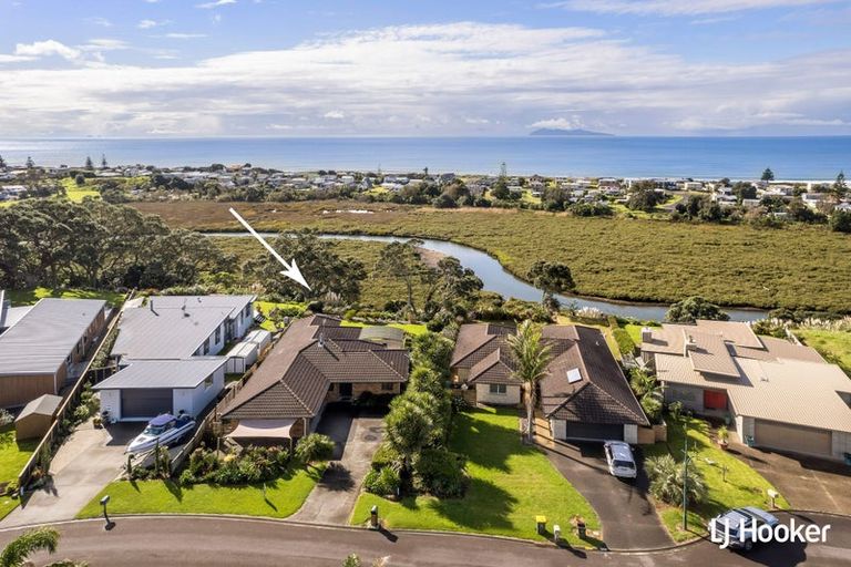 Photo of property in 155 Koutunui Road, Athenree, Katikati, 3177